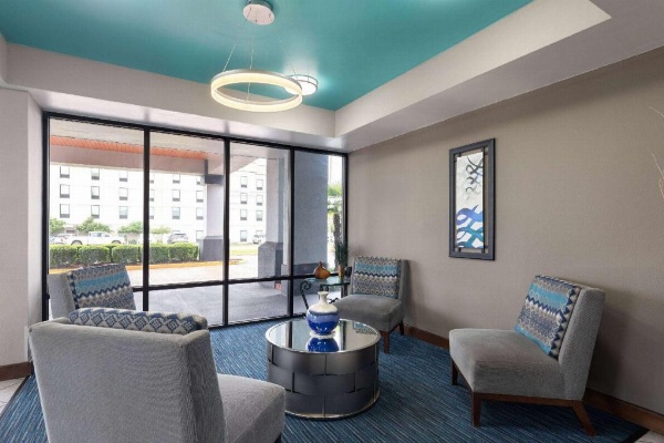 Baymont by Wyndham Mobile/Tillmans Corner image 13