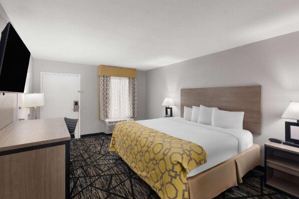 Baymont by Wyndham Mobile/Tillmans Corner image 30